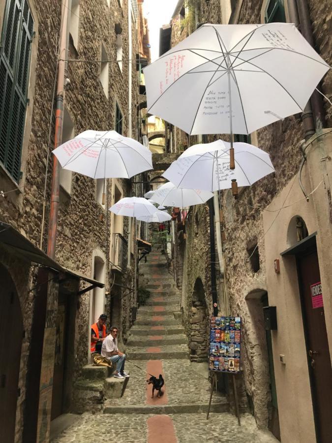 Ferienwohnung Casa Barbadirame Dolceacqua Exterior foto